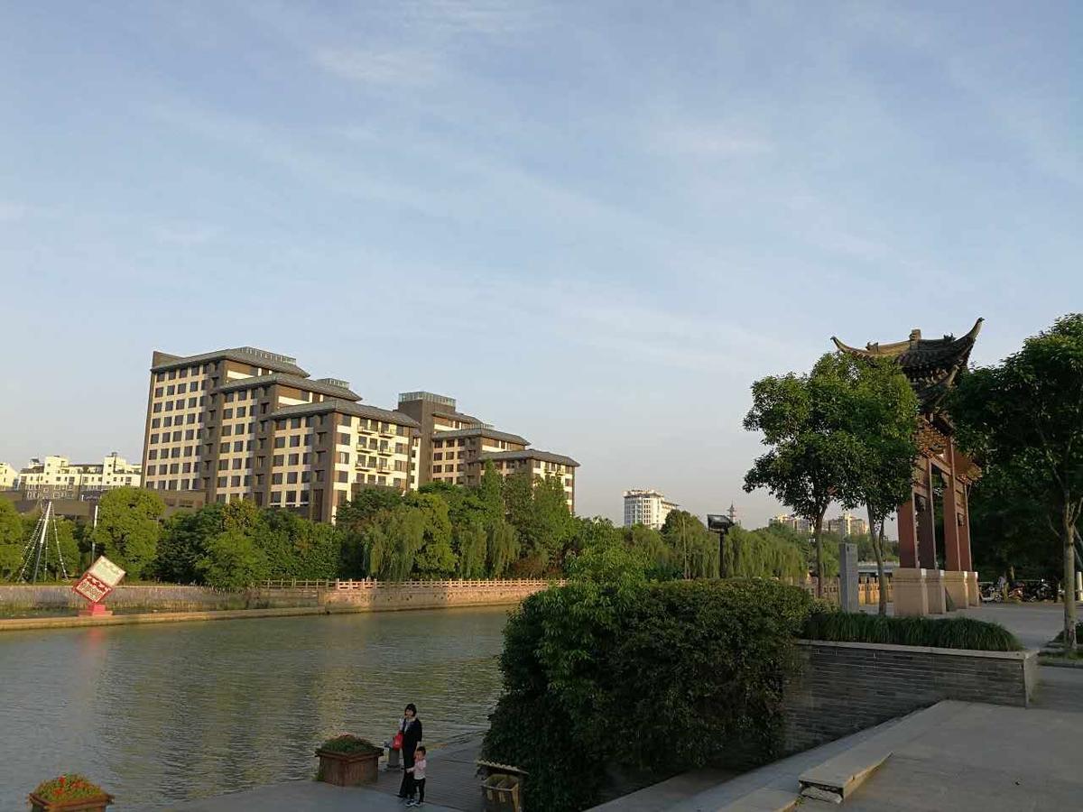 Ramada Casa Hotel Yangzhou Exterior foto